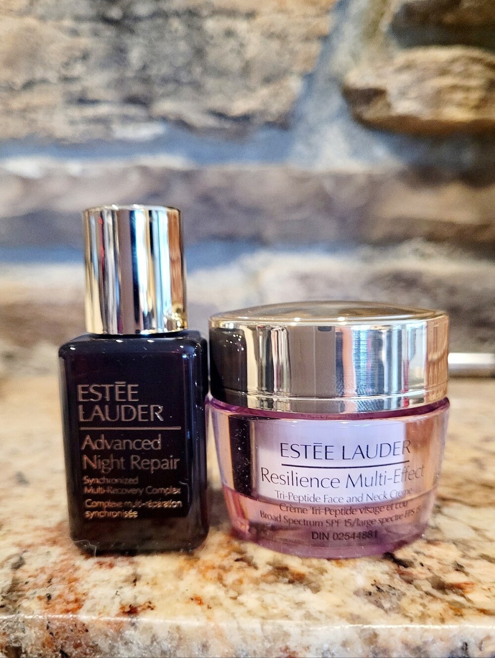 🌺Estee Lauder Resilience Multi-Effect Moisturizer Face and Neck Creme